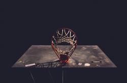 开云官方app入口-范弗利特关键先生本色，雷霆高效收割尼克斯