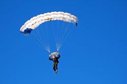 开云体育官网-灰熊奇迹降临孟菲斯，哈利伯顿最后五秒定乾坤