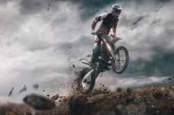 开云平台-跨界主宰，雷恩铁蹄踏碎北非之盾，伊布引擎轰鸣F1新赛道