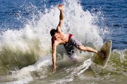 开云体育中国-冰刺穿烈焰，当冷静的锋利遇见燃烧的传统