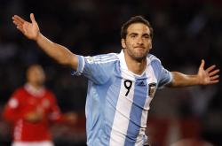 开云体育app-孤骑突围，维斯塔潘单核驱动下的红牛鏖战史