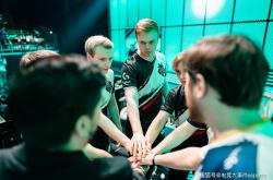 开云体育下载-HKA血洗FPX，Jankos关键团战开团秒人宿命之战2025世界赛，留下经典瞬间的简单介绍