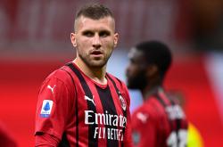 开云官方app入口-日本横扫AC米兰，孔德高光表现