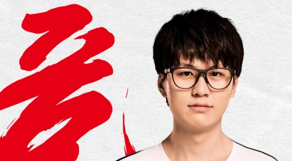 关于MAD横扫EDG，Meiko单局斩获MVP峡谷大战2025世界赛，让粉丝疯狂欢呼的信息