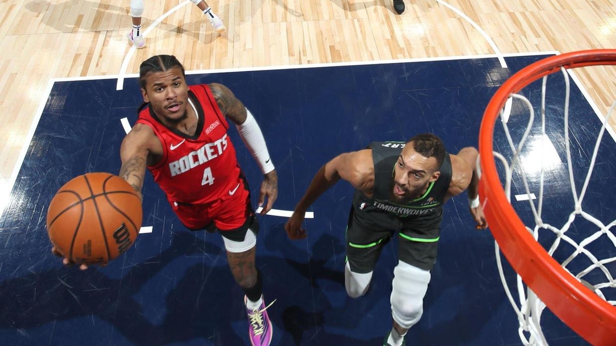 火箭主场不敌独行侠,遭到两连败 火箭主场不敌独行侠,遭到两连败