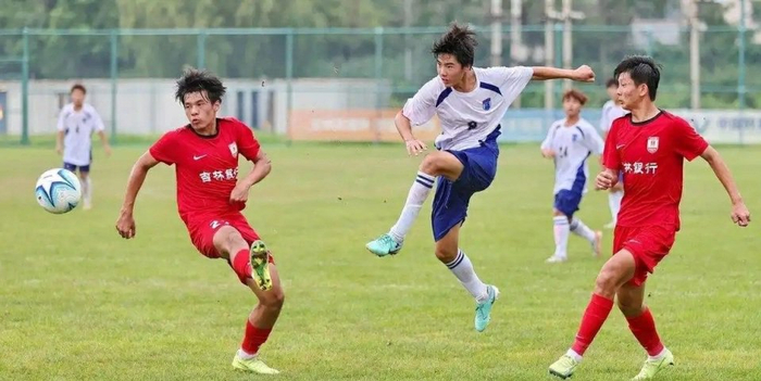 国内足球联赛风波不断,球队实力悬殊的简单介绍 国内足球联赛风波不断,球队实力悬殊的简单介绍