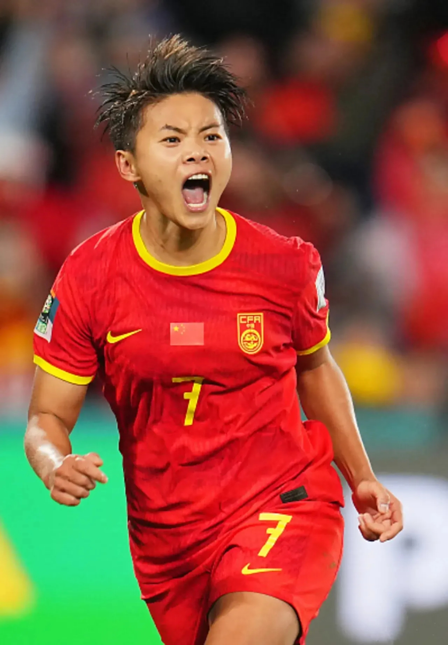 关于搏尽全力!中国女足不畏艰难前行的信息 关于搏尽全力!中国女足不畏艰难前行的信息