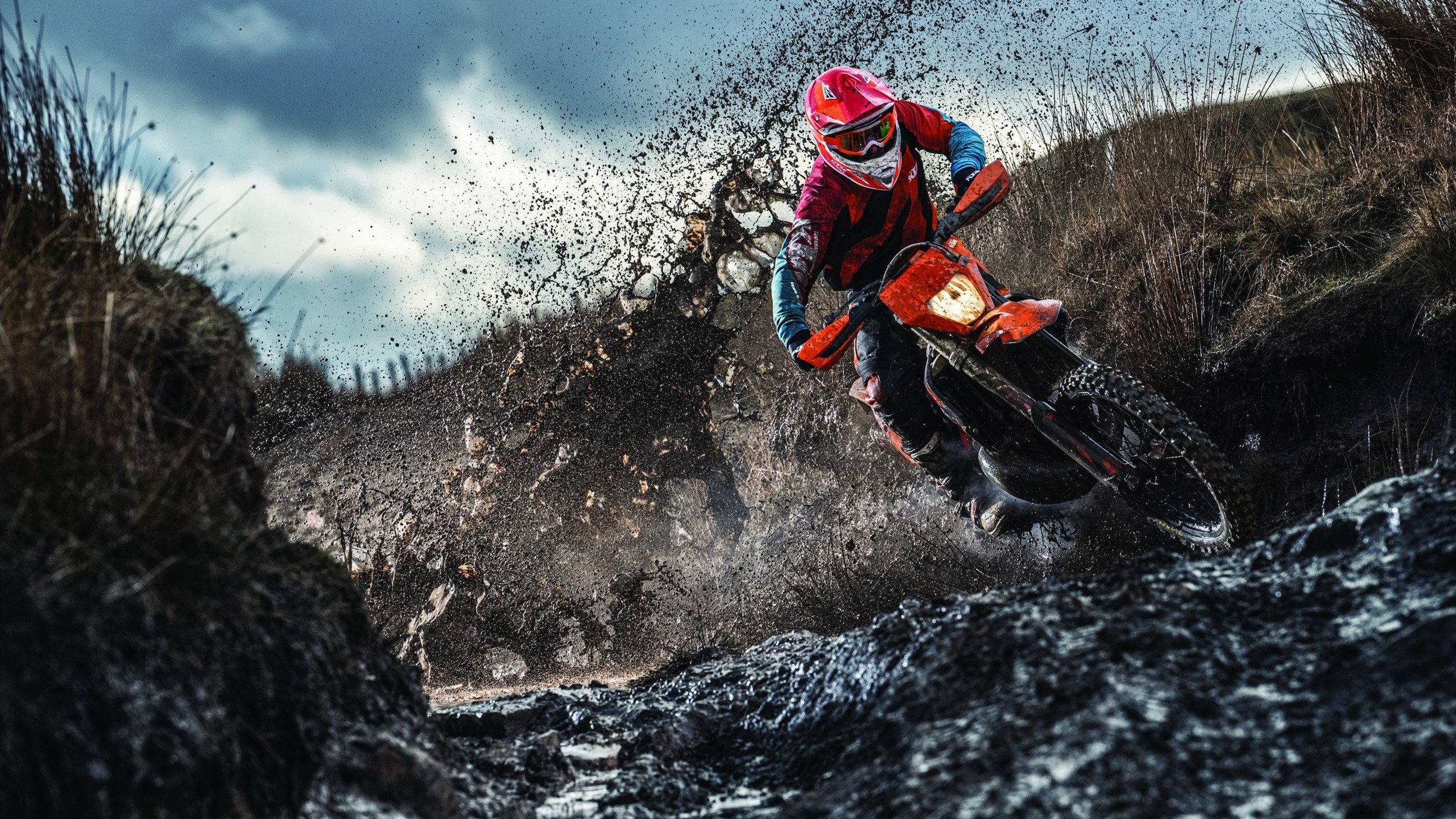 从光州到那不勒斯,亚洲足球的胜利夜晚与Khvicha的全球排名宣言