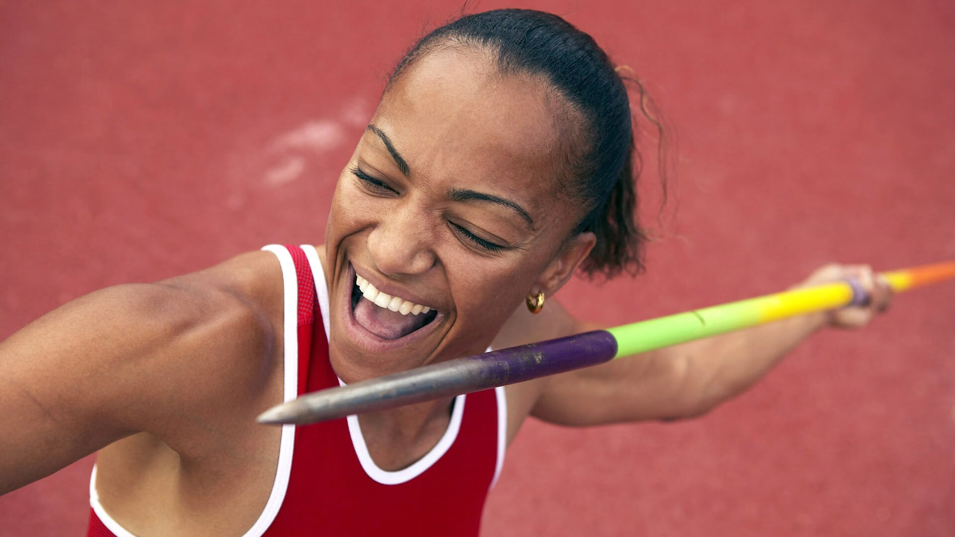 唯一性的逆转，红牛车队绝地反击威廉姆斯，维斯塔潘统治全场谱写历史新篇